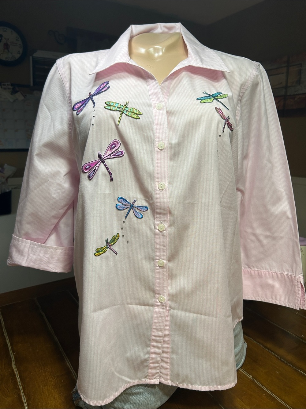 Tia Embroidered Dragonfly striped blouse size M- Vintage